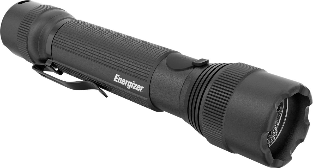 Latarka ENERGIZER Rechargeable TAC-R 700, konstrukcja, EDC, przymocowanie, klips, na białym tle latarka z widocznym klipsem frontem lewo skos