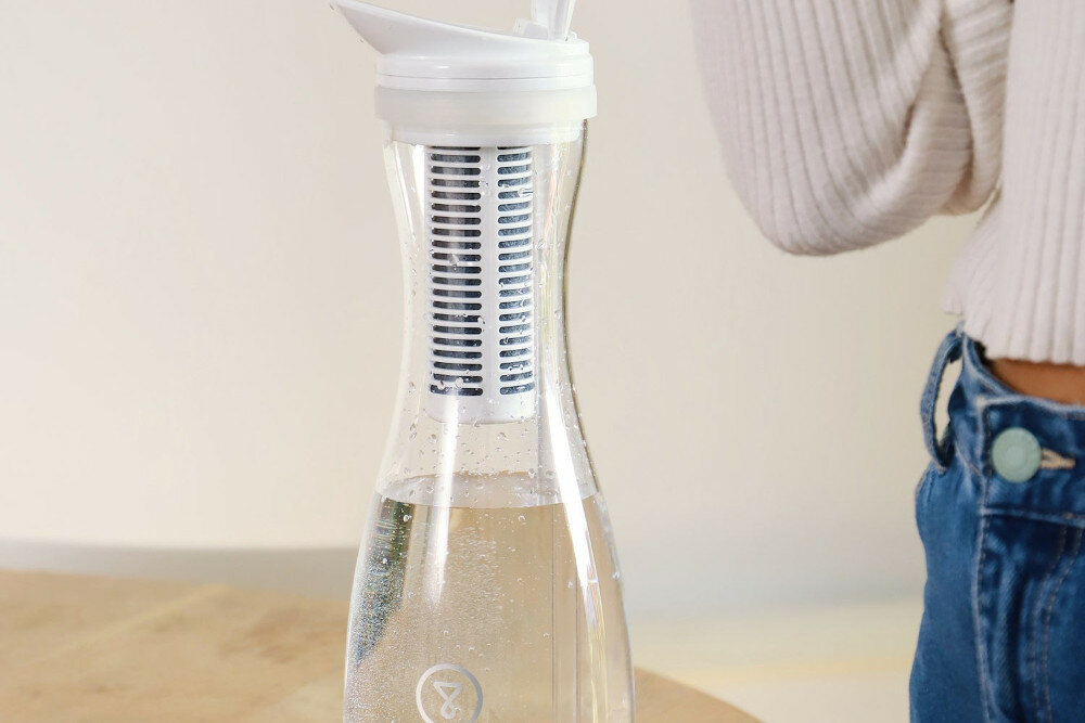 Karafka filtrująca TAPP WATER PitcherPro usuwanie zanieczyszczen