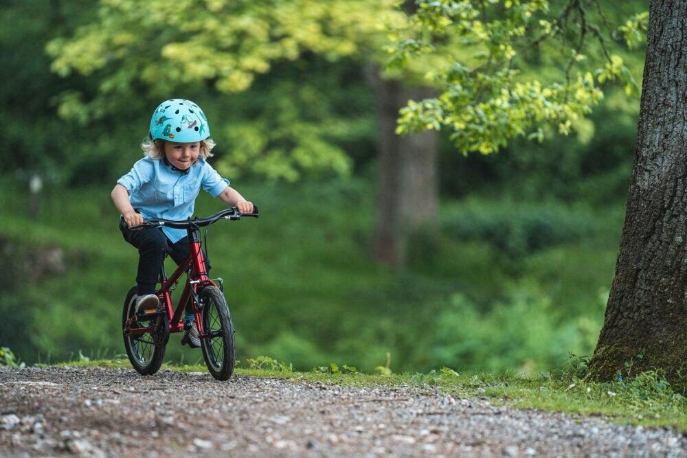 Kask HORNIT Jurassic DIM930 Wielokolorowy dla Dzieci (rozmiar M) lampka tryby wentylacja