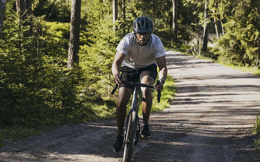 Smartwatch 5 Peak  ekran bateria pomiar czujniki zdrowie sport tryby aplikacje łączność 