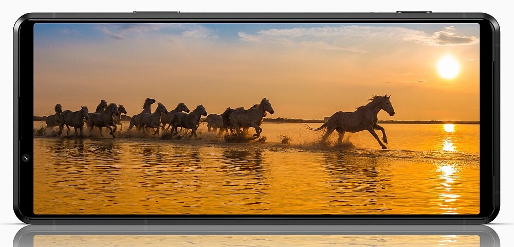 Smartfon SONY Xperia Pro-I muzyka ekran pamięć bateria aparat procesor zdjęcia filmy pojemność rozdzielczość ram opis ładowanie