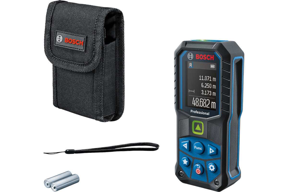 Dalmierz laserowy BOSCH GLM 50-25 G 50m, etui, pasek, osłona, transport, dalmierz, etui, pasek i baterie na białym tle