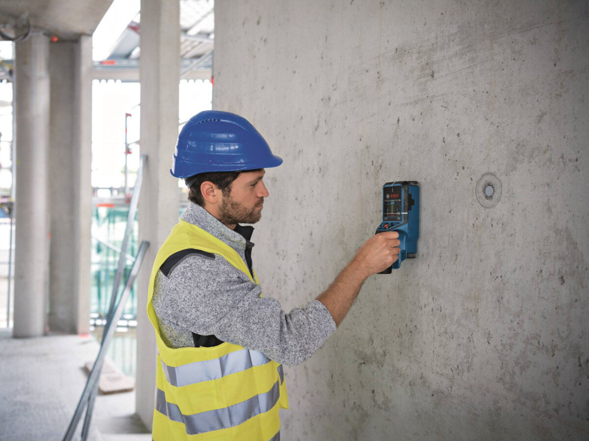 Detektor BOSCH Professional D-Tect 200 C 0601081608, waga, pył, wymiary, obudowa, Detekcja obiektów w betonowej podłodze za pomocą urządzenia Bosch.