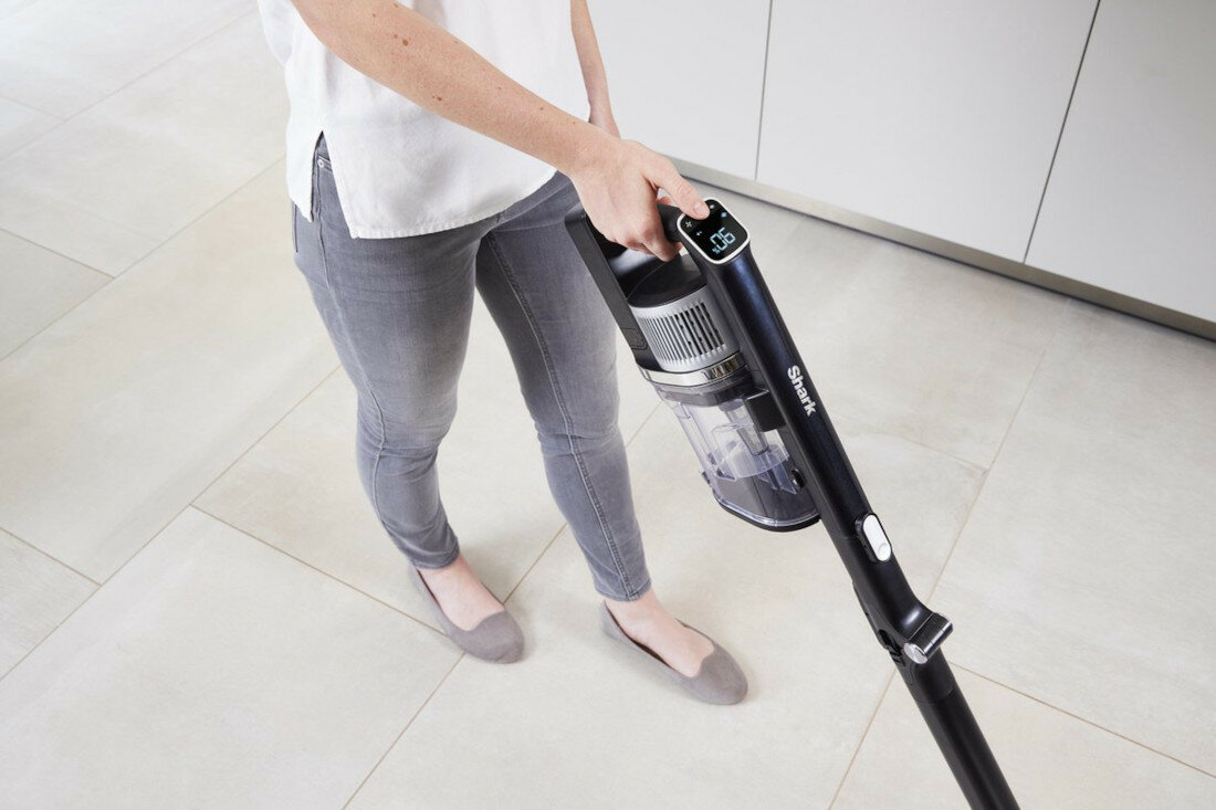 Odkurzacz SHARK IZ320EU trzy tryby ssania tryb eco tryb boost tryb glebokiego czyszczenia