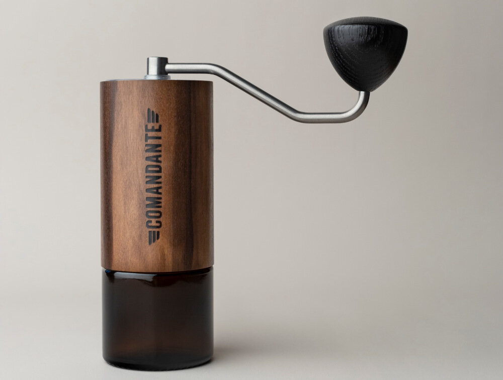 Młynek do kawy COMANDANTE C40 MK4 Nitro Liquid Amber