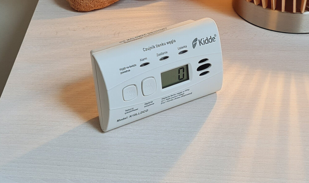 Czujnik tlenku węgla czadu KIDDE K10LLDCO bezpieczne srodowisko domowe monitoring poziomu tlenku wegla szybka reakcja na potencjalne zagrozenia