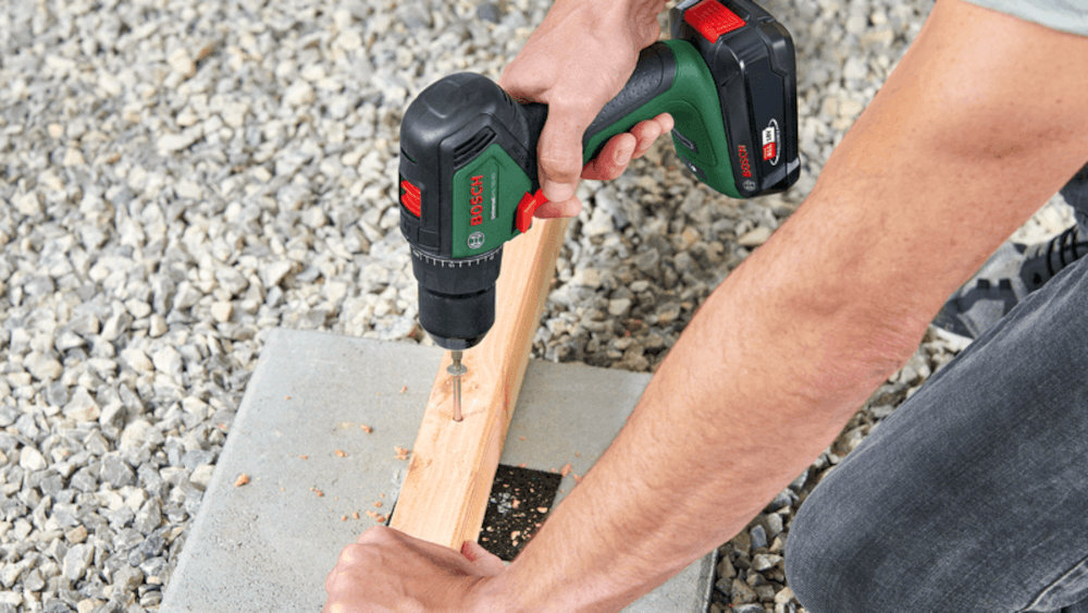 Wiertarko-wkrętarka BOSCH UniversalDrill 18V-60 sprzęt domowy wiercenie wkręcanie