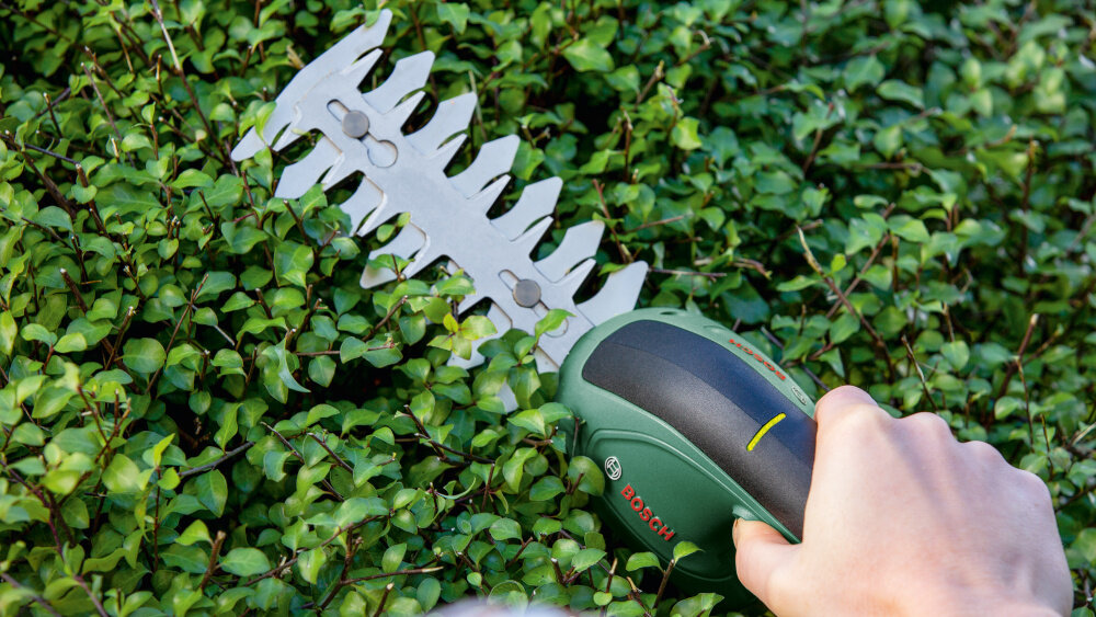 Nożyce do żywopłotu - trawy BOSCH EasyShear 0600833303 akumulatorowe system Bosch Anti Blocking ciaglosc pracy bez przerw