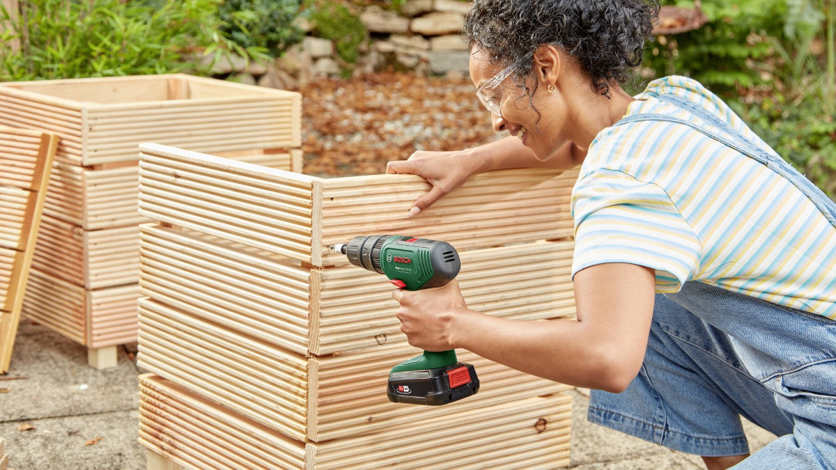 Wiertarko-wkrętarka akumulatorowa udarowa BOSCH EasyImpact 18V-40 biegi prace średnice