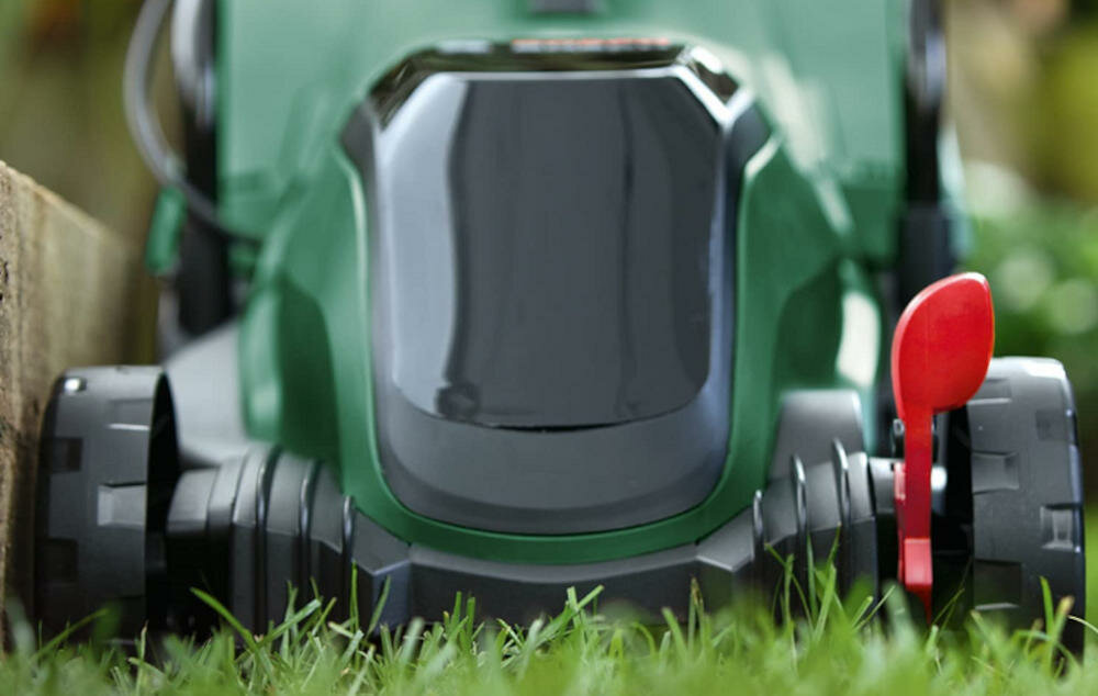 BOSCH kosiarka dbałość detale funkcjonalność trawnik kolorystyka aspekty wizualne