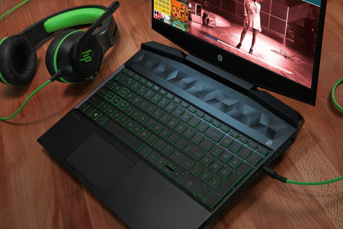 Laptop LENOVO HP Pavilion Gaming 15  - AMD 