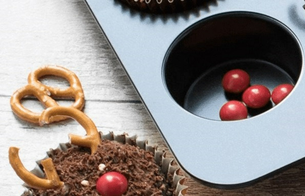 Forma do pieczenia AMBITION Lukrecja (35 x 26.5 cm) 12 muffinek wymiary wykonanie powloka nieprzywierajaca Ilag Non-Stick Basic