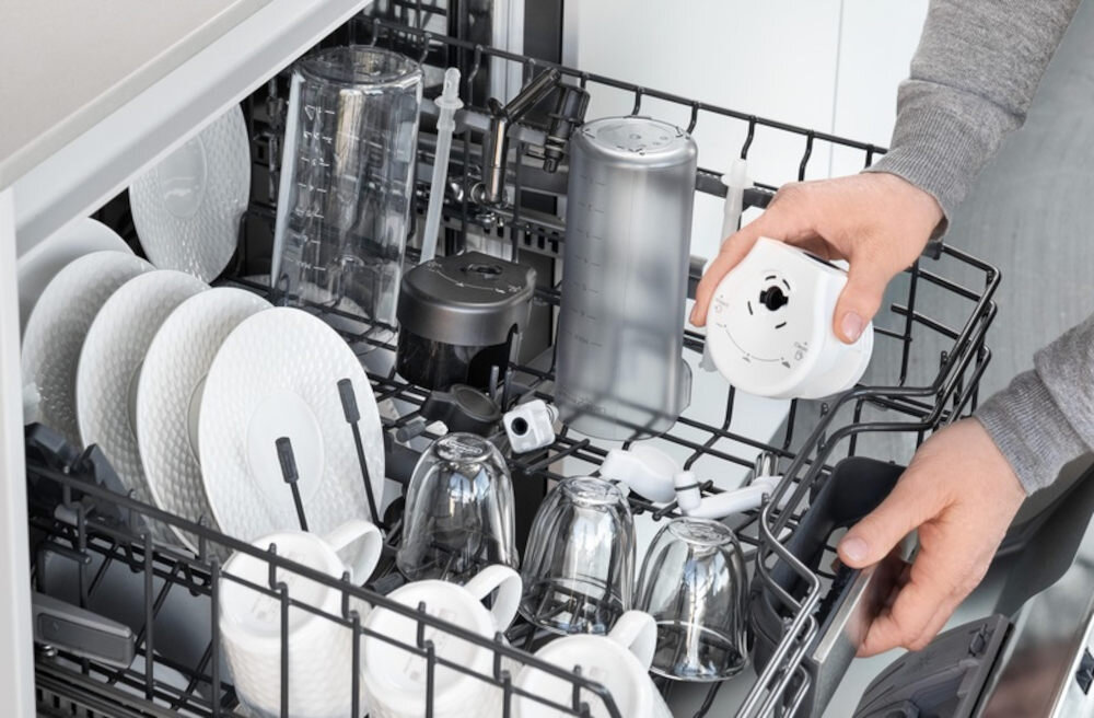 Ekspres DELONGHI Eletta Explore ECAM450.76.T automatyczny proces czyszczenia i odkamieniania