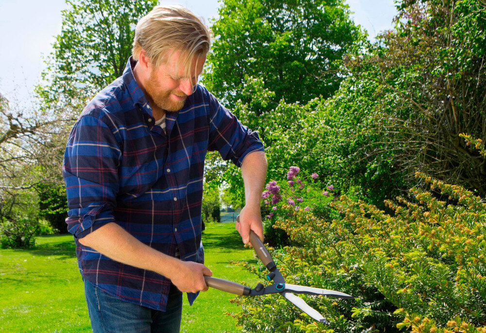 Nożyce do żywopłotu GARDENA NatureCut 12300-20 doskonala wydajnosc precyzja wygoda latwa obsliuga renomowana marka GARDENA innowacyjnosc wydajnosc
