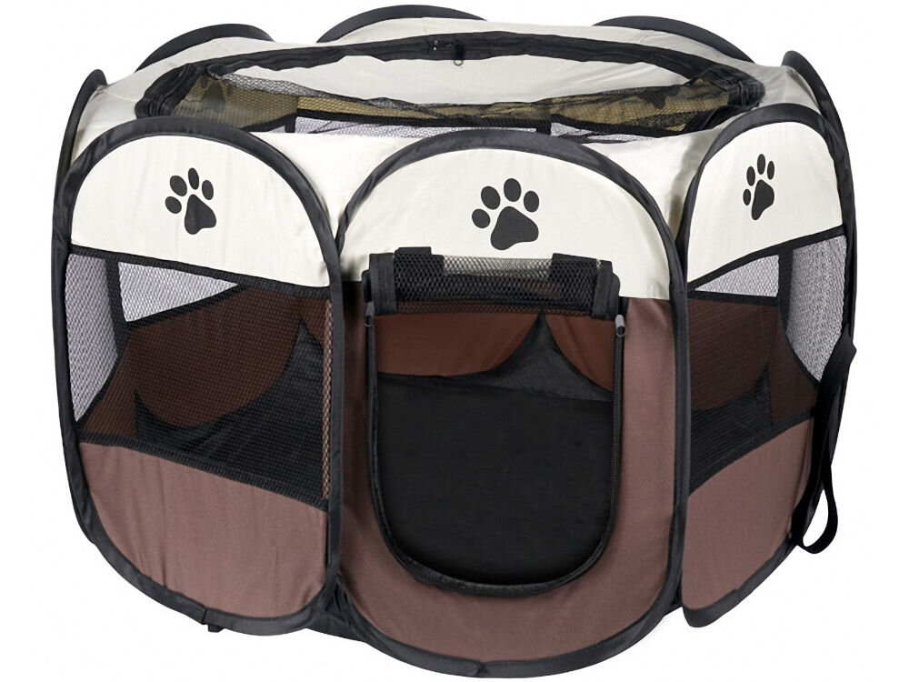 Kojec uniwersalny MUFART 15078 z otwartym wejściem na zamek i siateczkowymi oknami zapewniającymi wentylację. Składany kojec dla zwierząt, widziany z przodu. Jest w kolorach brązowym, białym i czarnym. Ma zamykane na zamek błyskawiczny wejście, siatkowe okna i jest ozdobiony wzorem czarnych psich łap. Górna część kojca jest również zasuwana. Tło jest białe.