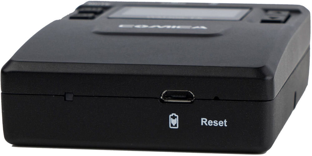 System bezprzewodowy COMICA CVM-WM300A prezentacja złącza MicroUSB na białym tle akumulator 2000 mAh MicroUSB 8 godzin pracy