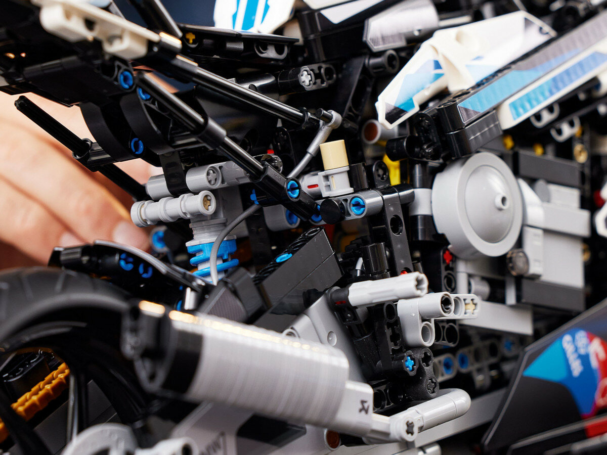 LEGO® Technic BMW M 1000 RR 42130 tyl
