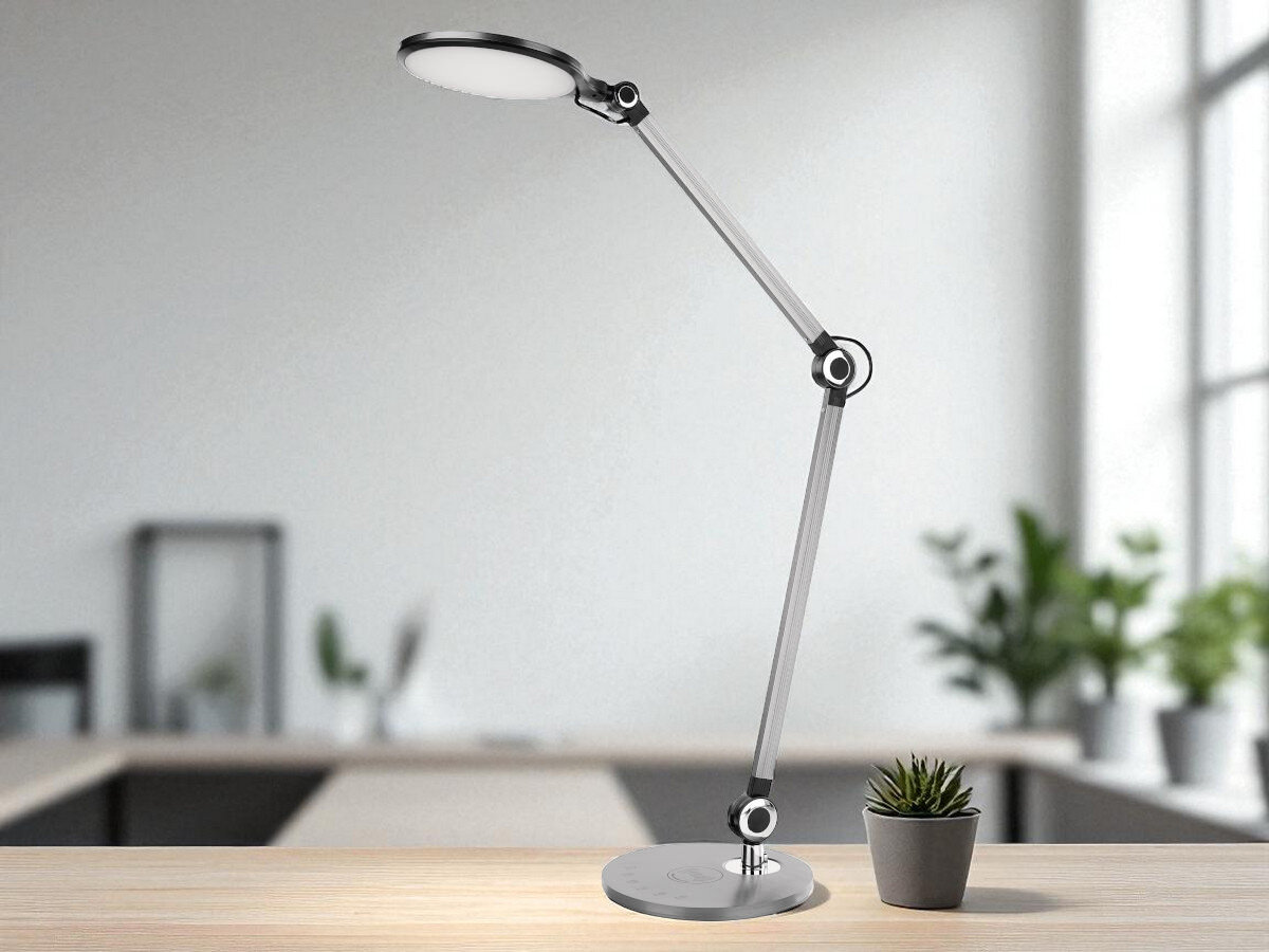 Lampa biurkowa EMOS Karen Z7615, światło, oświetlenie, wygoda, praca, lampka stoi na blacie w kuchni