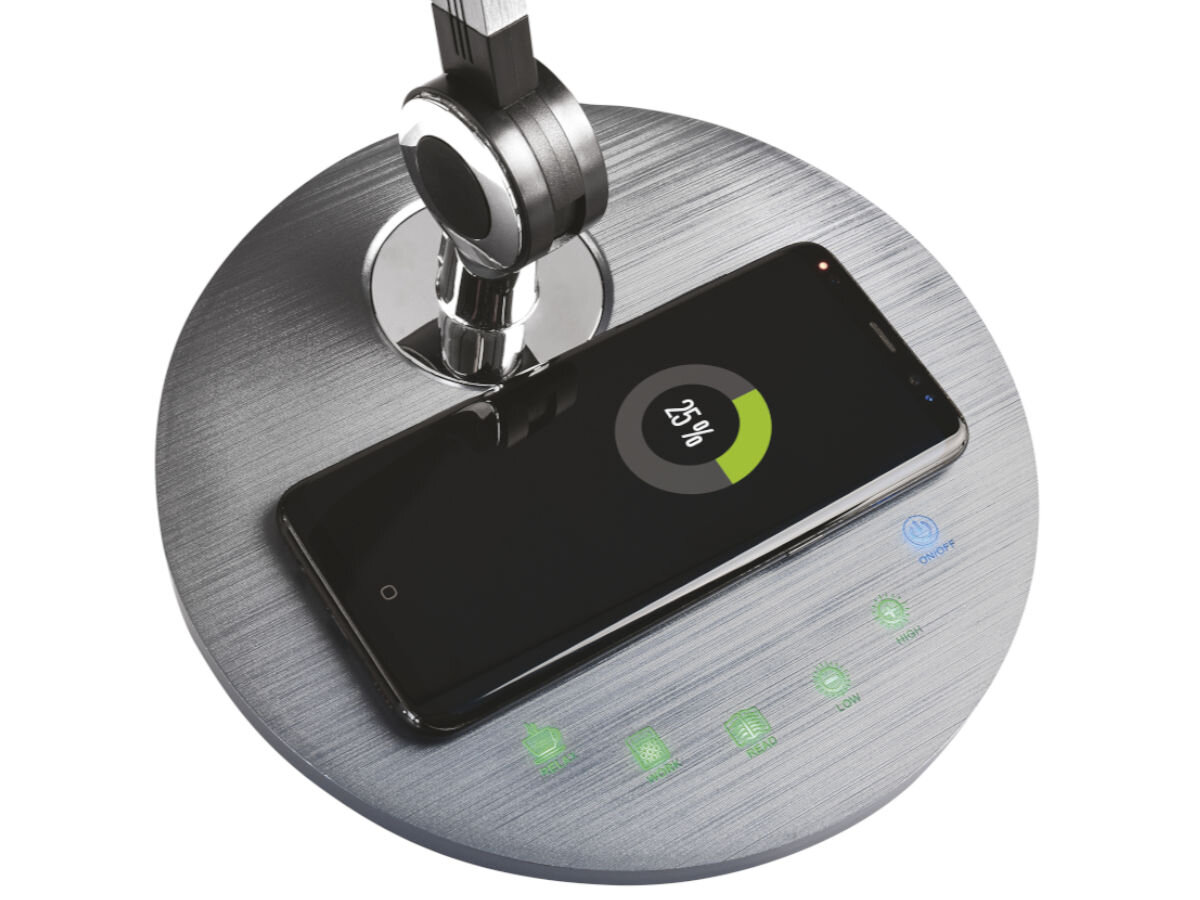 Lampa biurkowa EMOS Karen Z7615, funkcja, ładowarka, indukcja, bezprzewodowa, na białym tle podstawka lampki ładująca smartfon