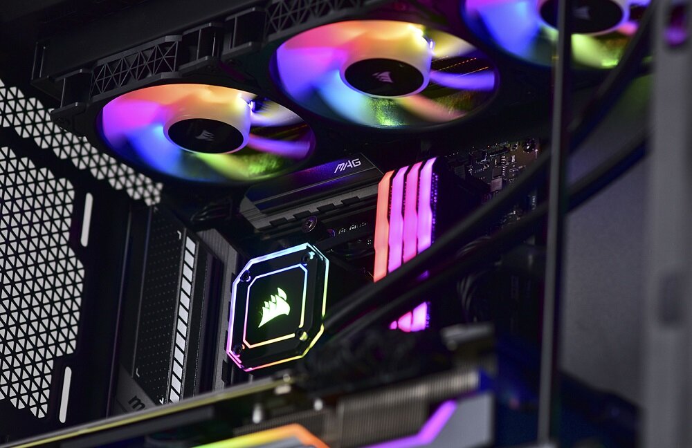 Komputer ACTINA iCUE Pełna kompatybilność