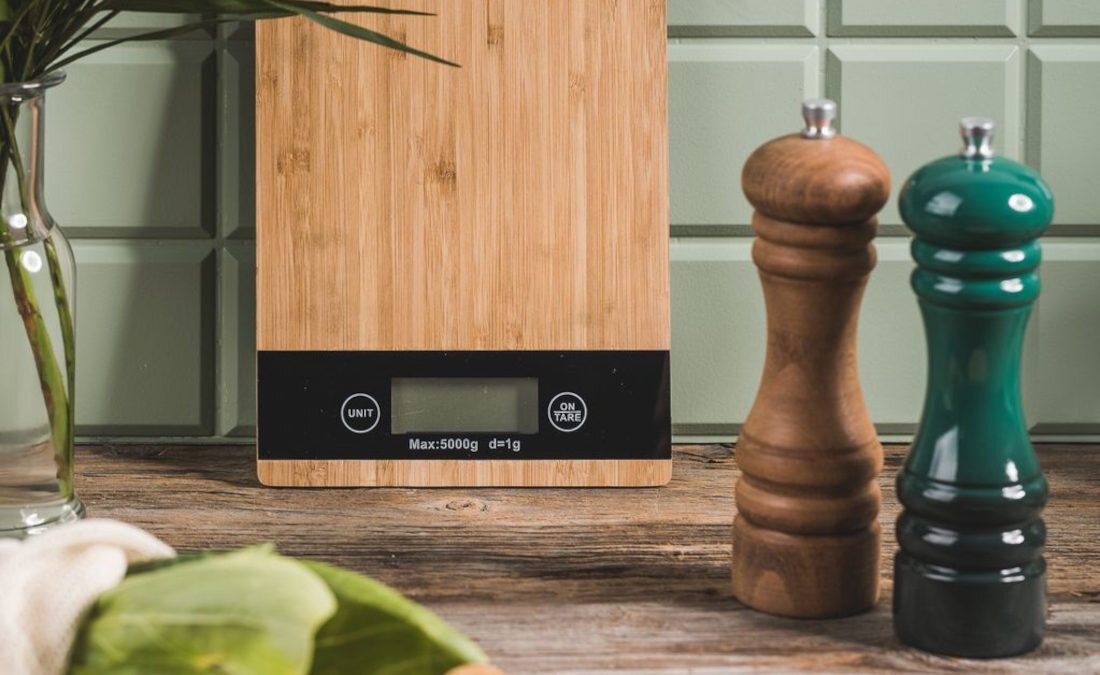 Mlynek do przypraw AMBITION Chess Drewniany wytrzymaly