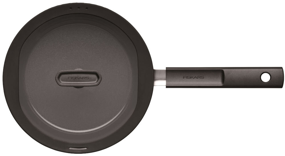 Patelnia FISKARS Hard Face 1052232 28 cm białe tło zdjęcie od góry czarna patelnia pokrywka rączka z wysokiej jakości aluminium w pełni pochodzącego z recyklingu dla świadomych użytkowników minimalizuje wpływ na środowisko trwałość odporność na intensywne użytkowanie solidna konstrukcja równomierne rozprowadzanie ciepła 