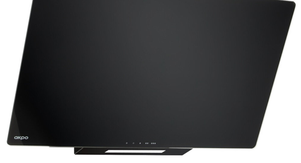 OKAP AKPO WK-4 Smart 60 Na zdjęciu widać czarny okap sufitowy marki akpo z wąskim szczelinowym wlotem powietrza. Pod spodem znajduje się podłużne oświetlenie LED, które doświetla strefę gotowania LED równomierne oświetlenie energooszczędne jasne widoczność