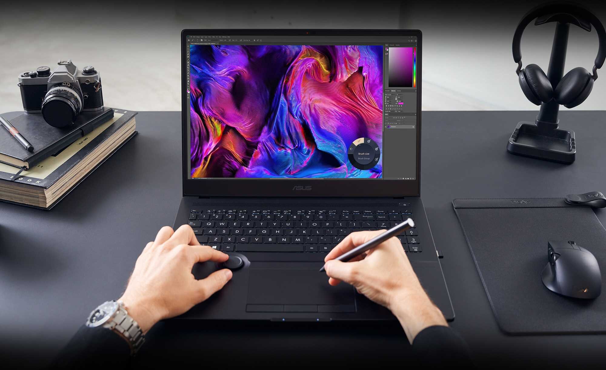 Laptop ASUS ProArt Studiobook Pro16 - ASUS Dial