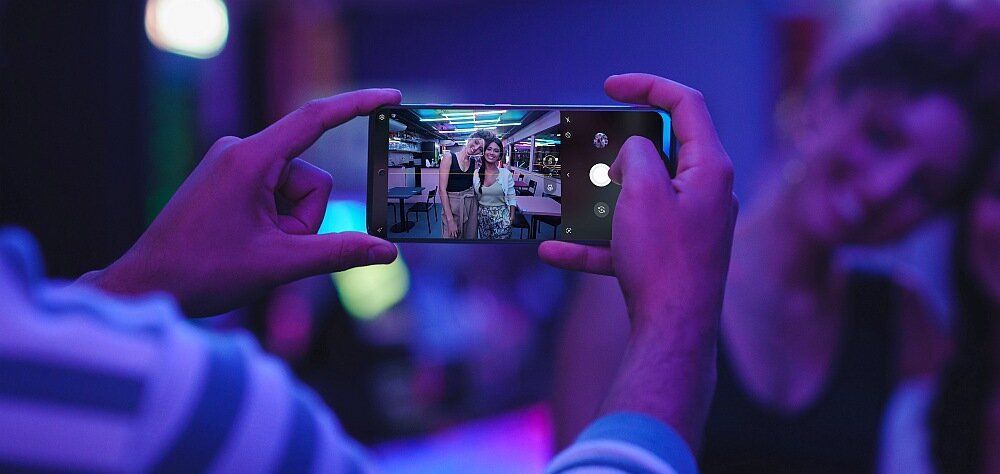 Smartfon MOTOROLA Moto G60 ekran wydajność rozdzielczość pojemność bateria procesor ram aparat blokady