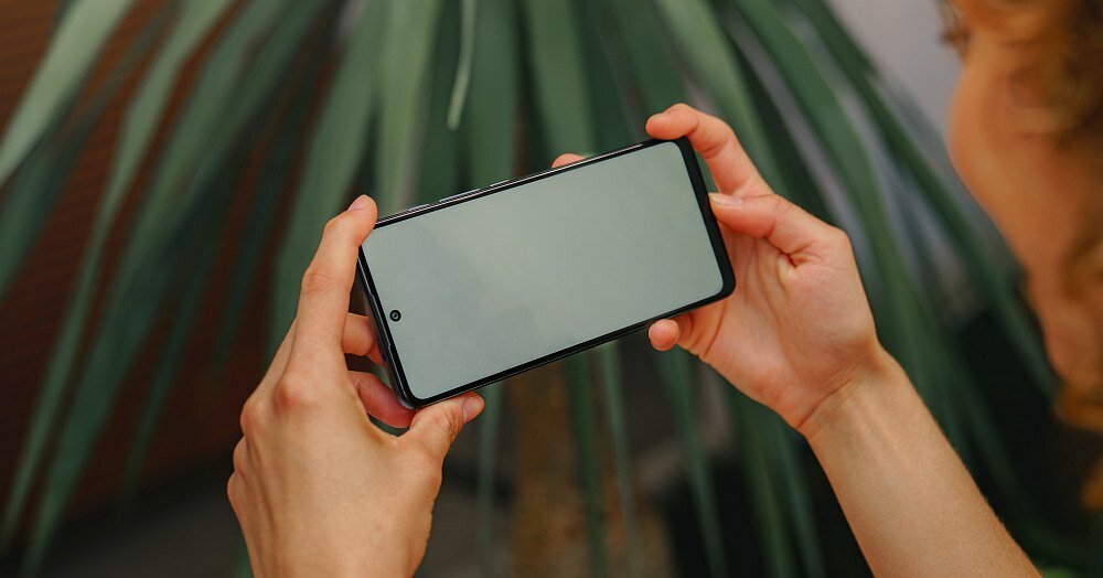 Smartfon MOTOROLA Moto G60 ekran wydajność rozdzielczość pojemność bateria procesor ram aparat blokady