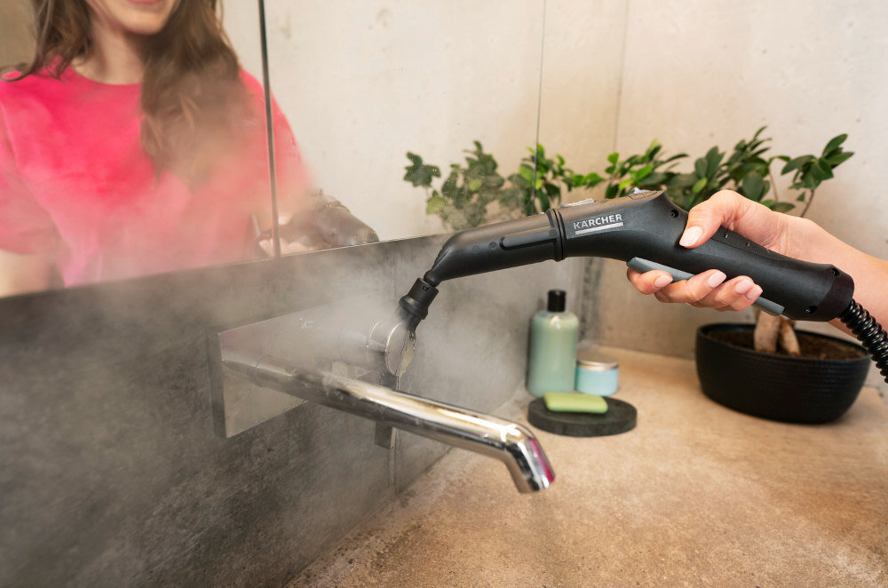 Parownica KARCHER SC 4 Deluxe EasyFix Premium EU 1.513-280.0 Bialy Wszechstronne mozliwosci