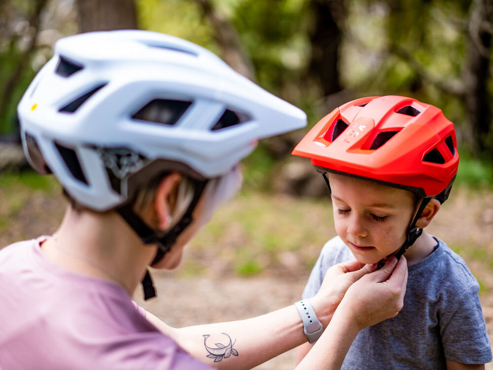 FOX kask rower głowa rozmiar zapięcie