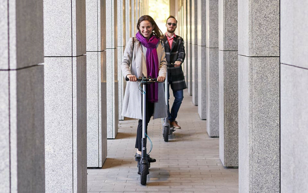 Hulajnoga elektryczna MOTUS Scooty 10 Lite Turkusowy silnik udzwig