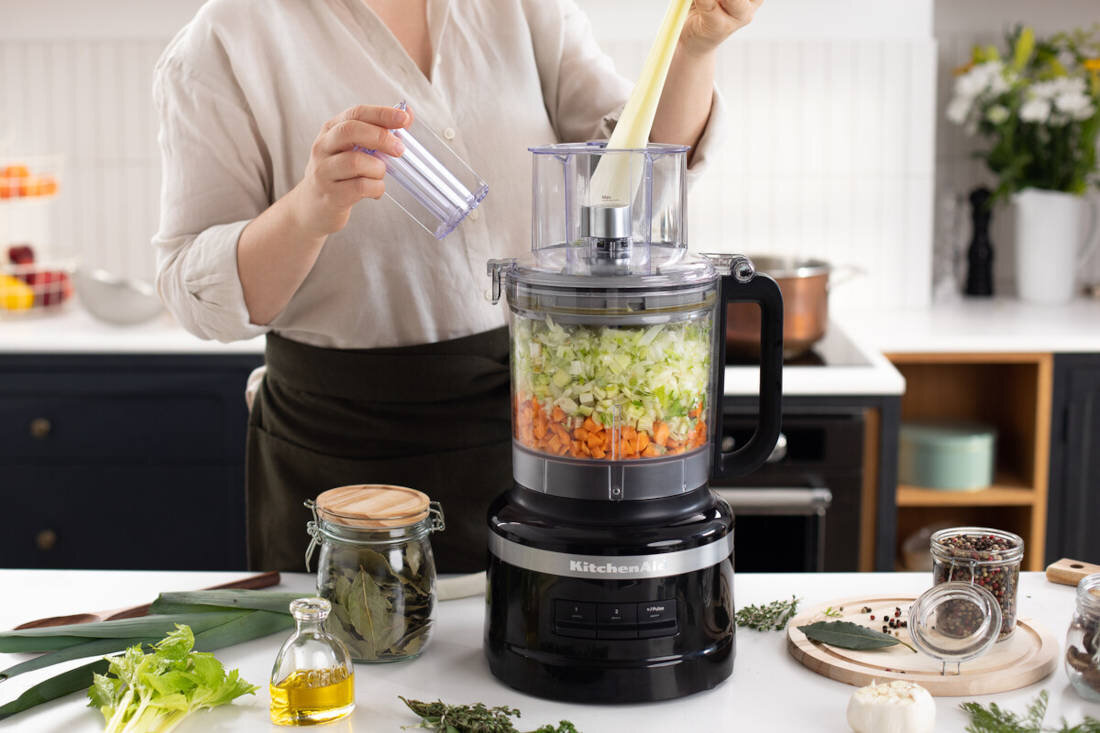 Malakser KITCHENAID 5KFP0921EBM przygotowywanie korzystanie uzytkowanie siekanie zagniatanie