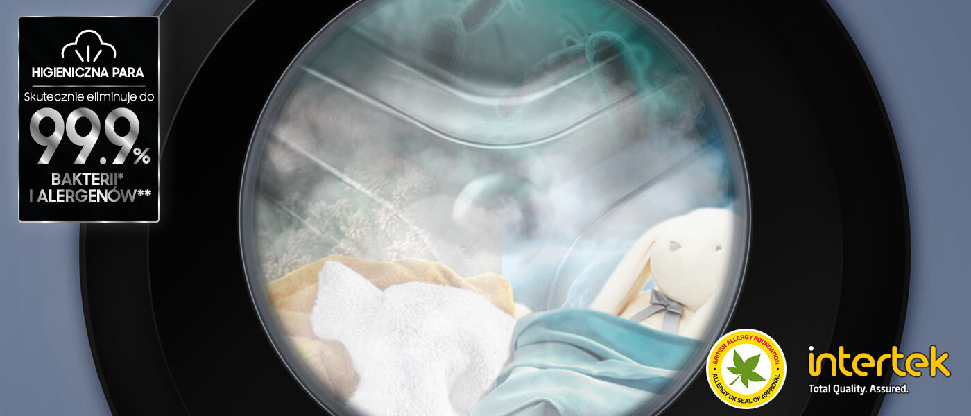 Obraz przedstawia wnętrze bębna pralki z widocznymi ubraniami i parą. Po lewej stronie znajduje się tekst: \'HIGIENICZNA PARA Skutecznie eliminuje do 99.9% BAKTERII I ALERGENÓW\', a w prawym dolnym rogu logo \'intertek\'.