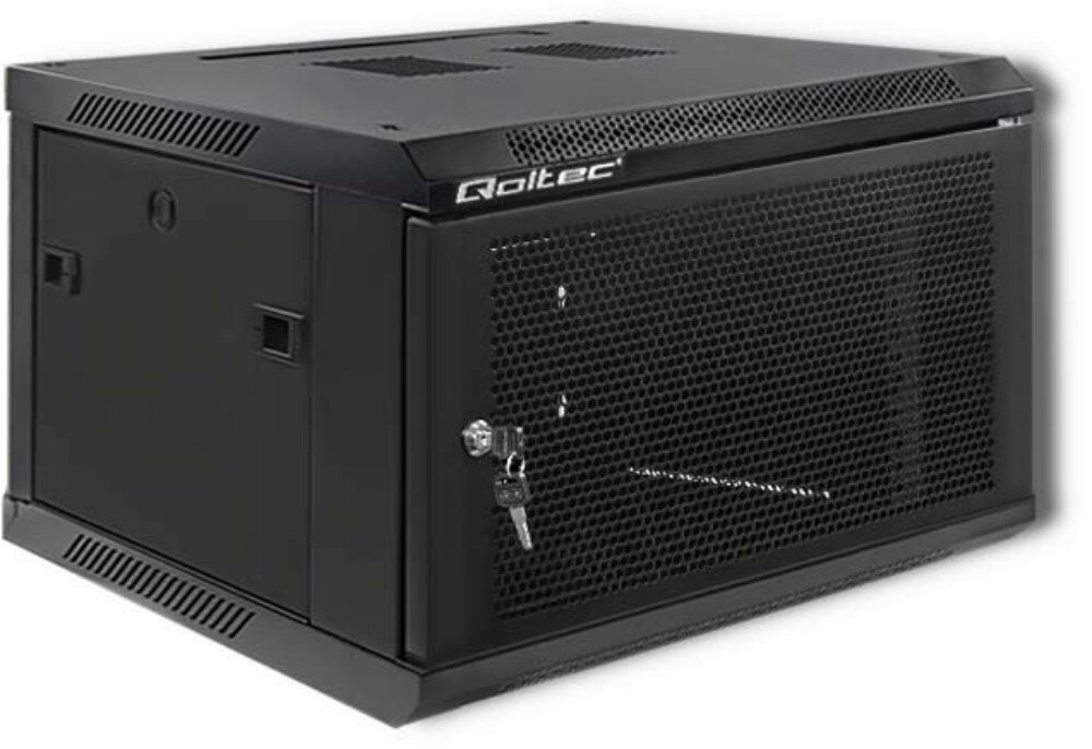 Szafa RACK QOLTEC 19 6U 54489 600 x 600 mm Dwa ujęcia tej samej szafy wiszącej w kolorze czarnym pokazujące przód z perforowanymi drzwiami i zamek oraz bok z gładkimi panelami, zastosowanie, pojemność