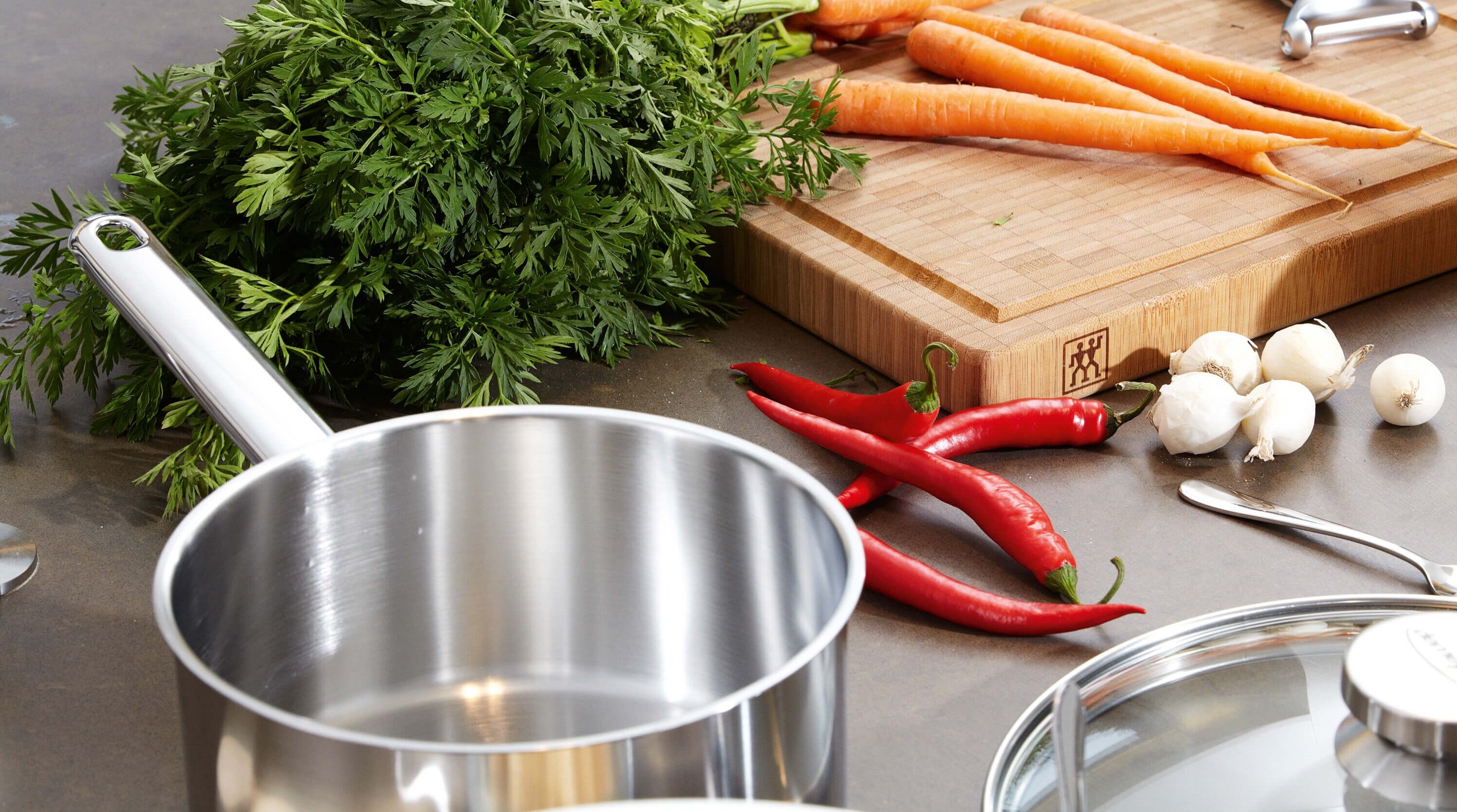 Rondel DEMEYERE Apollo 408503650 18 cm powloka Silvinox® latwe czyszczenie wyglad design