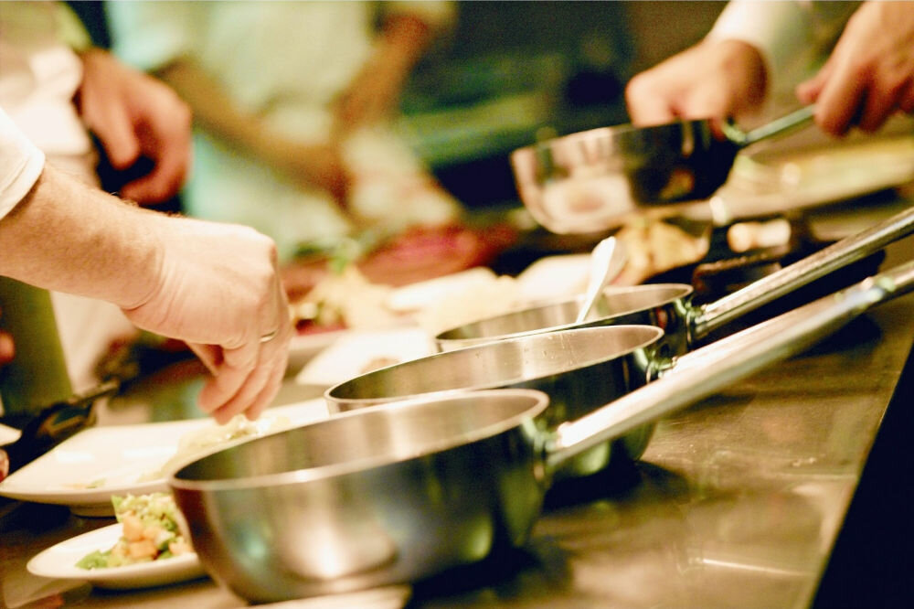 Rondel DEMEYERE Apollo 18 cm dno InductoSeal® energooszczedne gotowanie