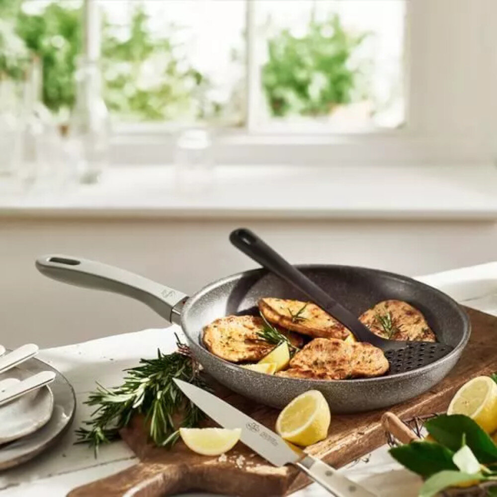 Masażer BEURER MG 100