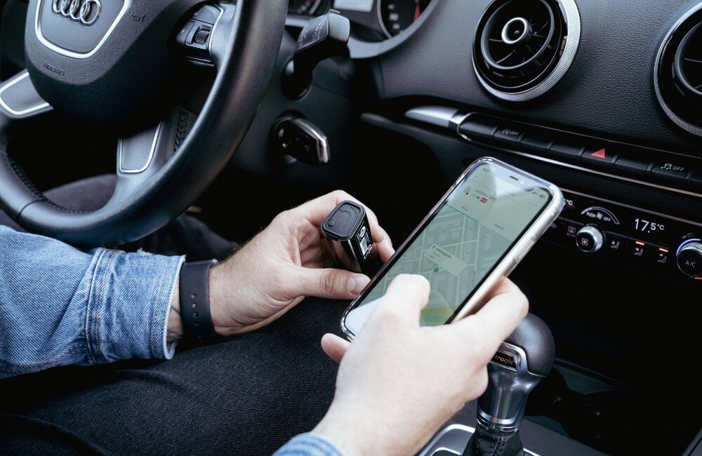 Lokalizator NOTIONE GPS Czarny lokalizacja rzeczy przedmioty zobowiązania precyzja