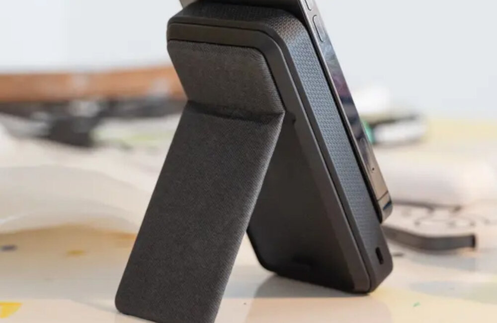 Powerbank MOPHIE Snap+ Powerstation Stand 10000mAh MagSafe Czarny kable uciążliwość standard Qi