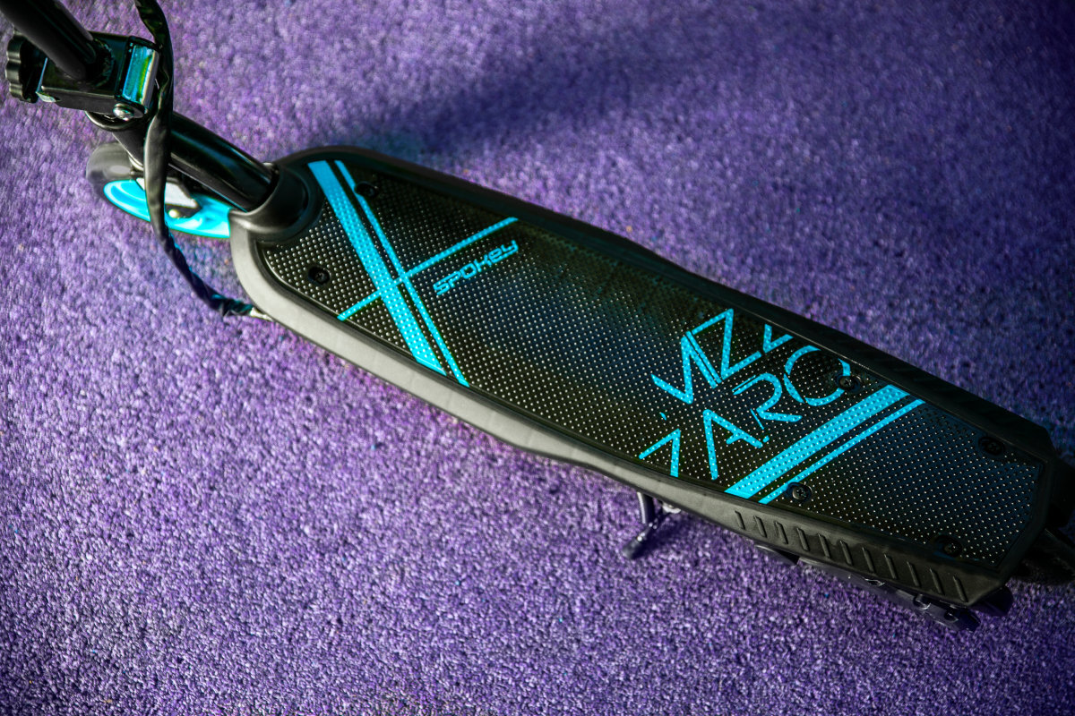 Hulajnoga elektryczna SPOKEY Mizzaro Czarno-niebieski hamulce