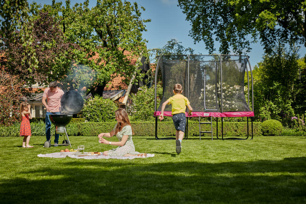 SALTA trampolina bezpieczeństwo siatka zabezpieczająca ochrona skoki upadki urazy