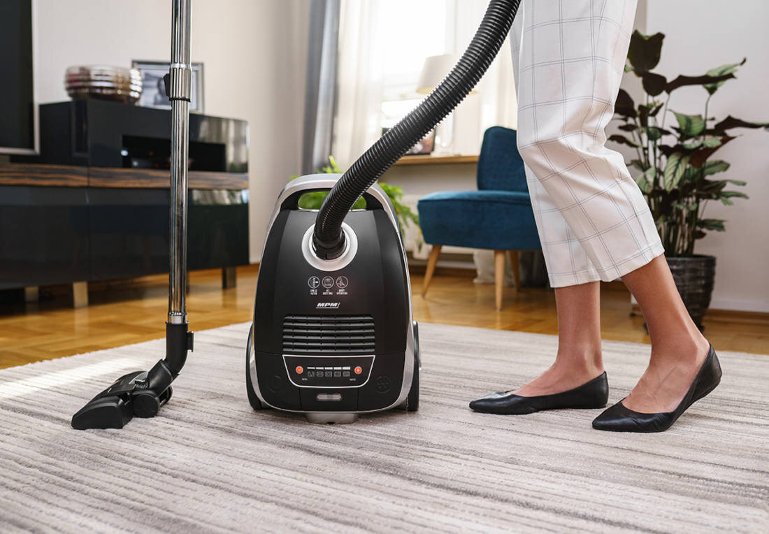 Odkurzacz MPM MOD-51 duzy zasieg kabel o dlugosci 7 metrow