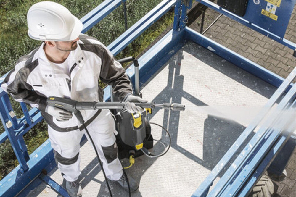Myjka cisnieniowa KARCHER HD 5/17 C Plus 1.520-941.0 uchwyt koła akcesoria