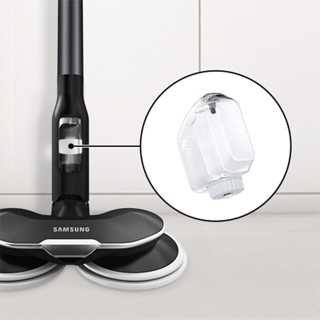 Zdjęcie dostępnej w Media Expert końcówki myjącej oraz dołączonego do niej pojemnika na wodę