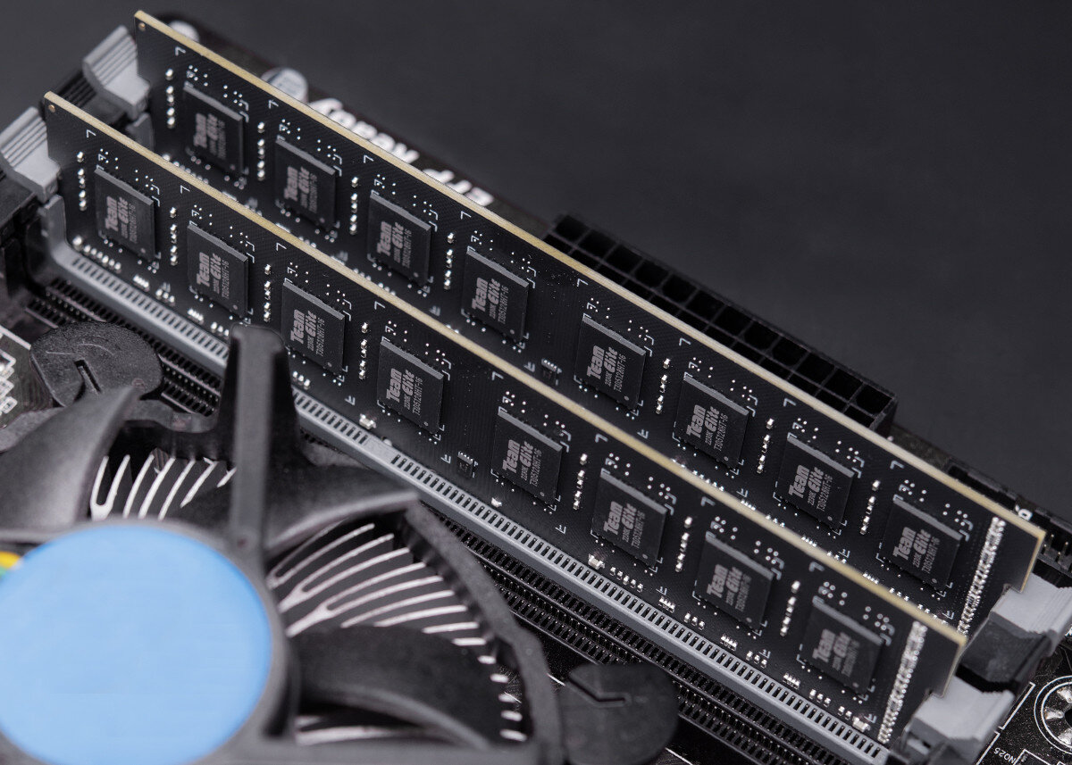 Pamiec RAM TEAM GROUP Elite 8GB 1600MHz optymalna pojemnosc