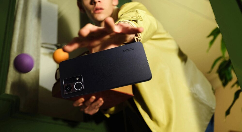 Smartfon OPPO Reno 7 4G ekran bateria aparat procesor ram pamięć pojemność rozdzielczość zdjęcia filmy opis dane cechy blokady system łączność wifi bluetooth obudowa szkło odporność porty muzyka transfer sieć przekątna matryca waga czujniki