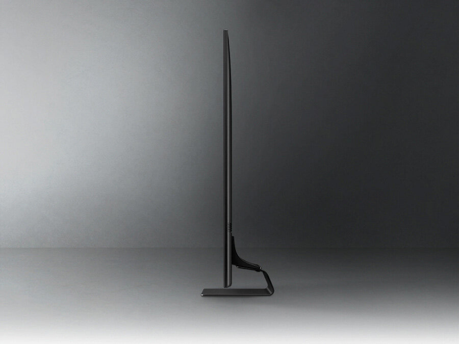 phpggljkp pl-feature-elegant-profile-in-modern--sleek-silhouette-531081684 Zdjęcie profilowe telewizora QLED pokazujące jego ultrasmukły design TV QLED Neoslim.