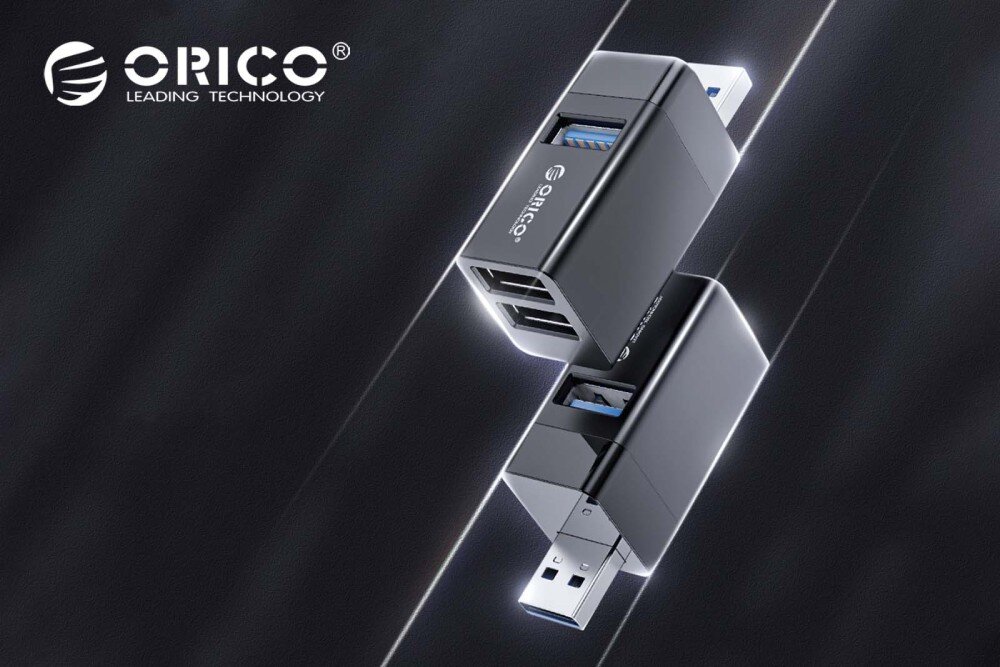 Hub ORICO Mini-U32L-BK-BP Czarny adapter USB z trzema portami w formie kostki, unoszący się na tle z efektem świetlnym i odbiciem, opis
